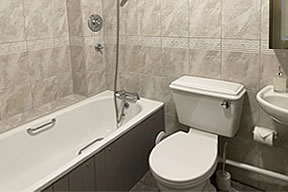 Chough Cottage -  Bathroom/WC with bath shower