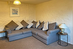 Chough Cottage -  open plan lounge, dining area and kitchen